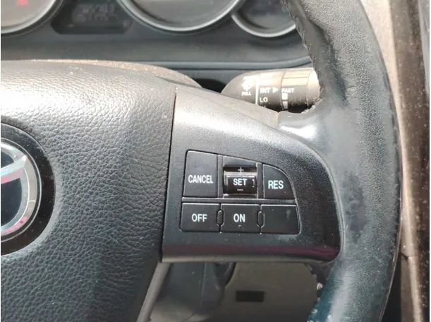 Car image 29