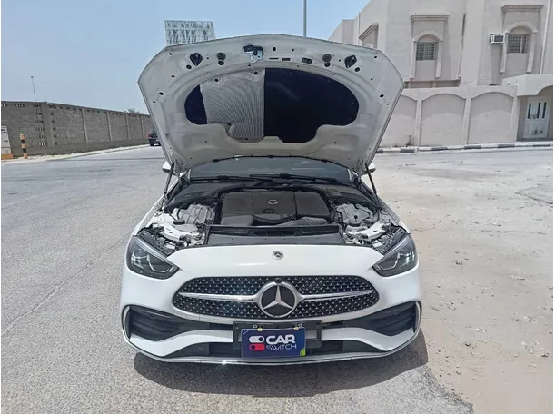 Car image 30