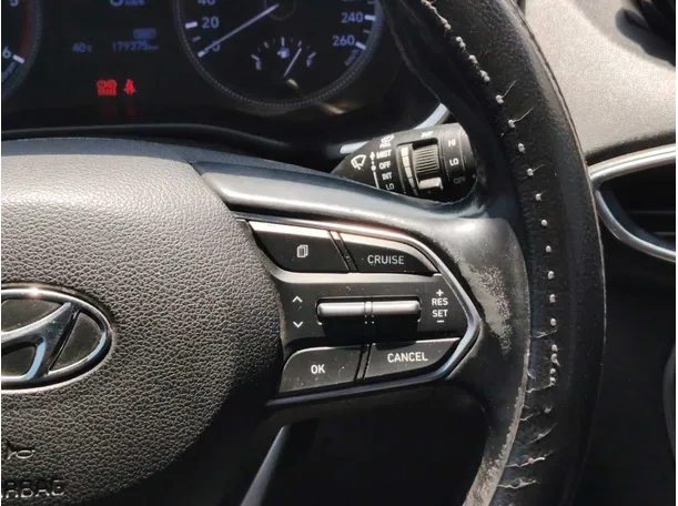 Car image 31
