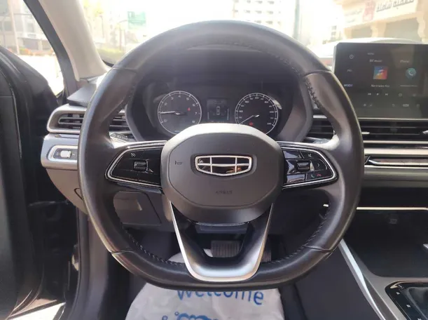 Car image 23