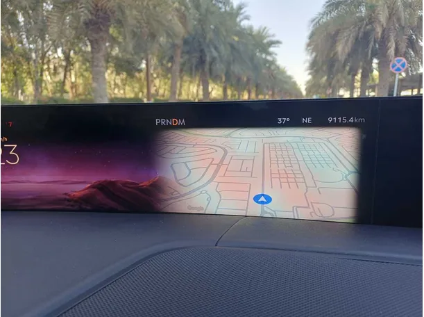 Car image 17