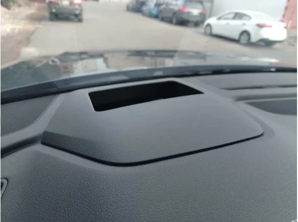 Car image 33