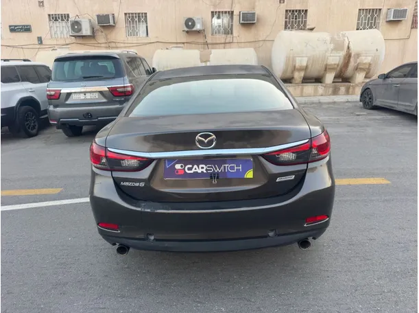 Car image 6