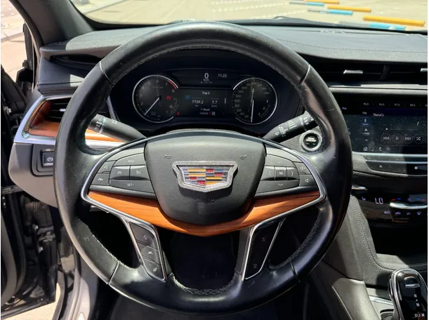 Car image 21