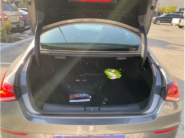 Car image 23
