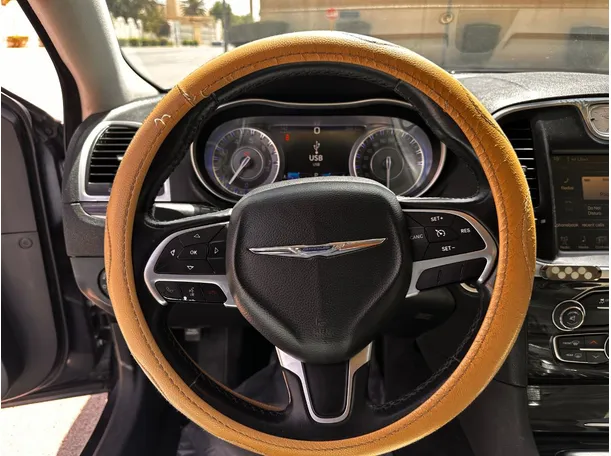Car image 20