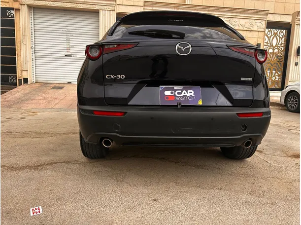 Car image 6