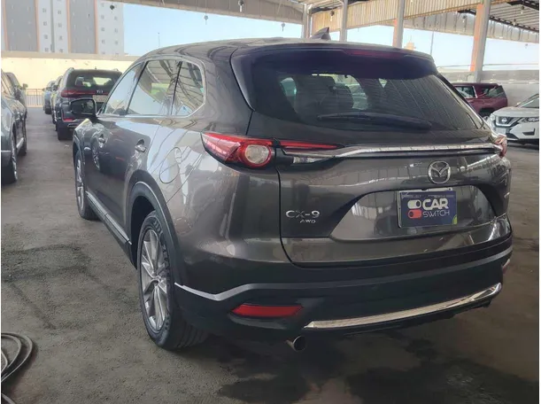 Car image 7