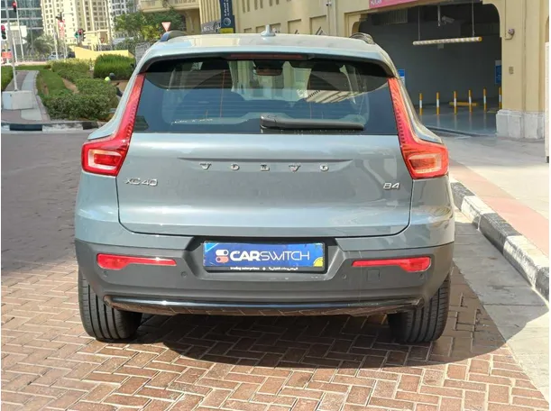 Car image 7