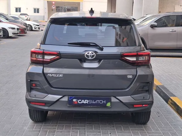 Car image 6