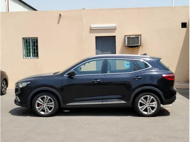Car image 8