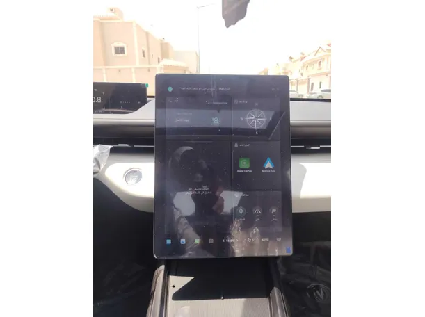 Car image 21