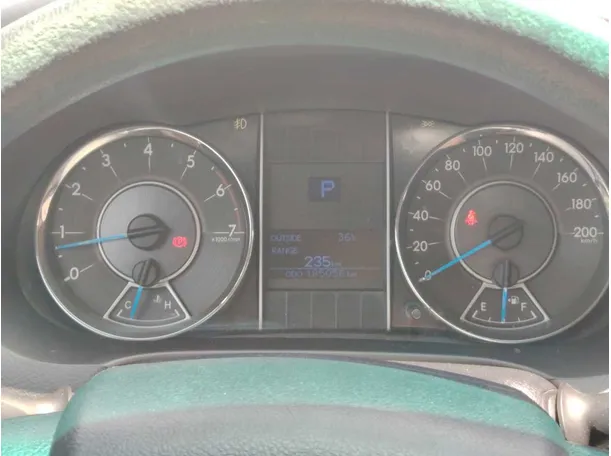 Car image 22