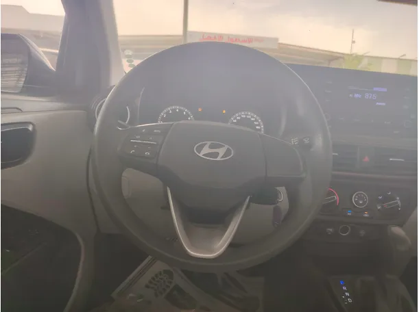 Car image 22