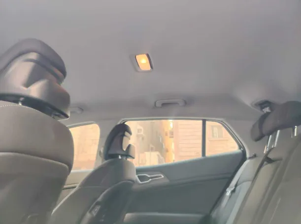 Car image 21