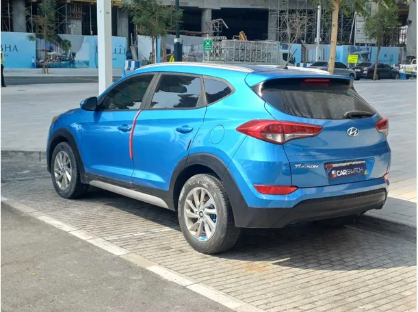 Car image 7