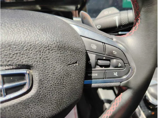 Car image 43