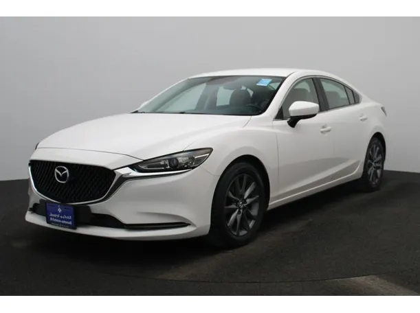 2023 مازدا 6 في الإمارات