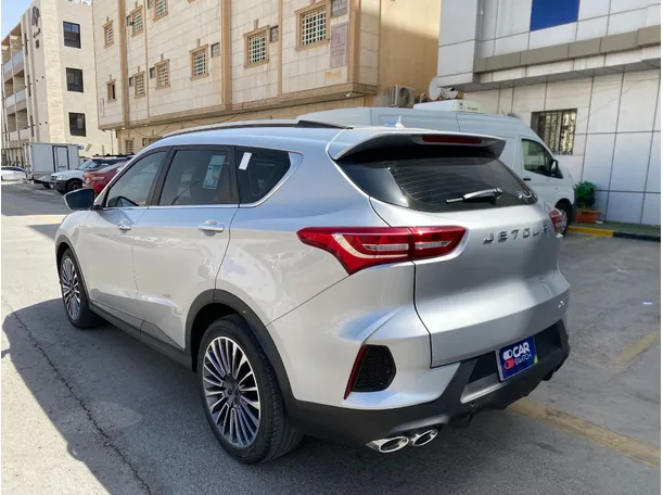 Car image 7