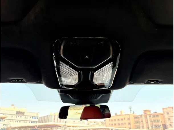 Car image 41