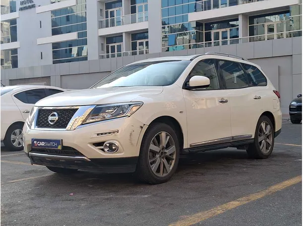 2017 Nissan Pathfinder in UAE
