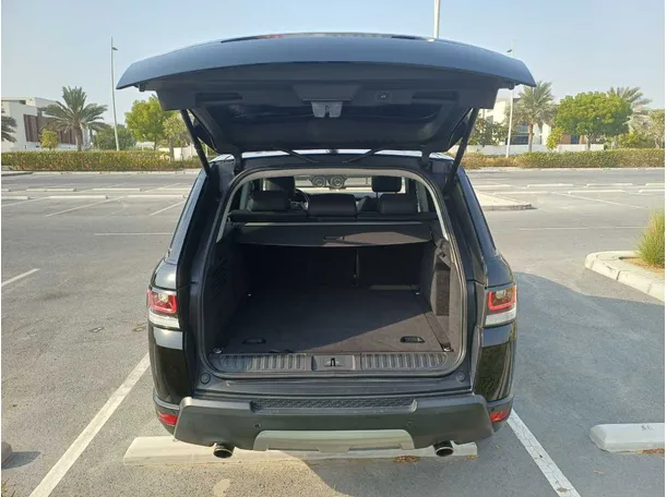 Car image 25