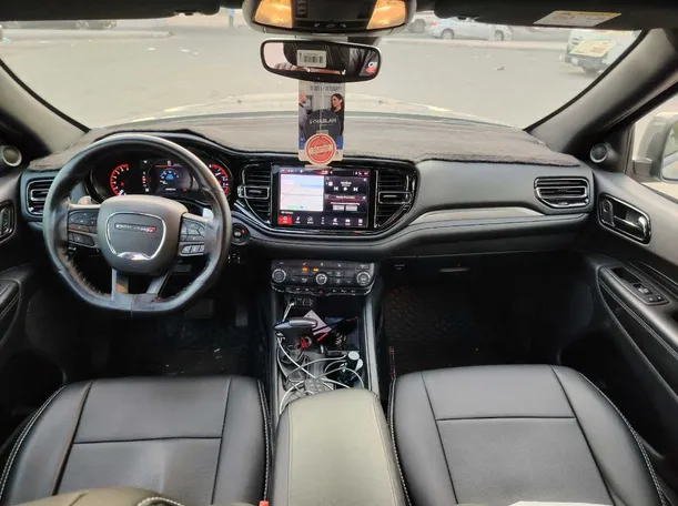 Car image 20