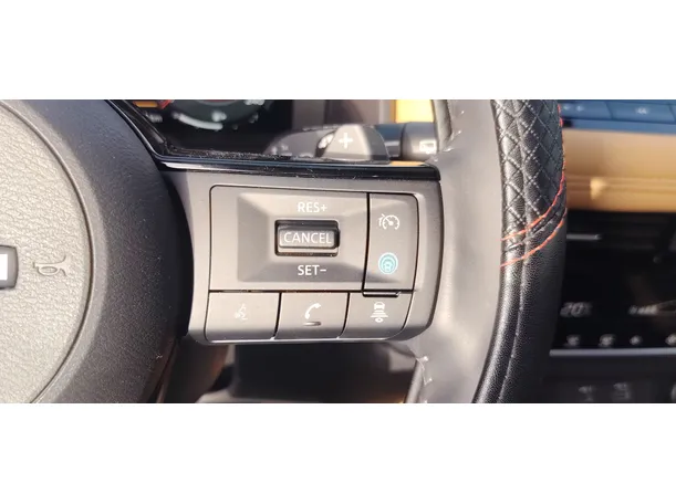 Car image 35