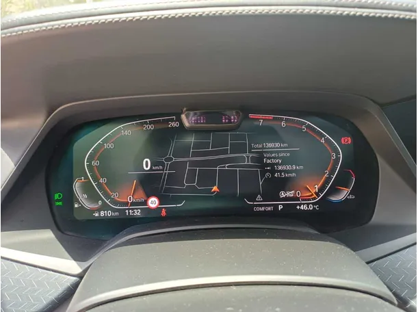 Car image 25