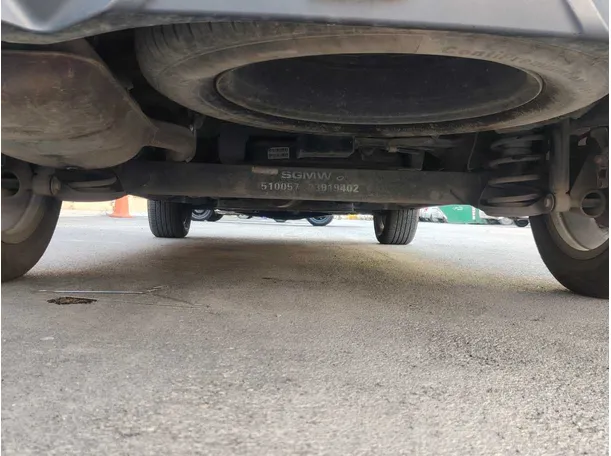 Car image 36