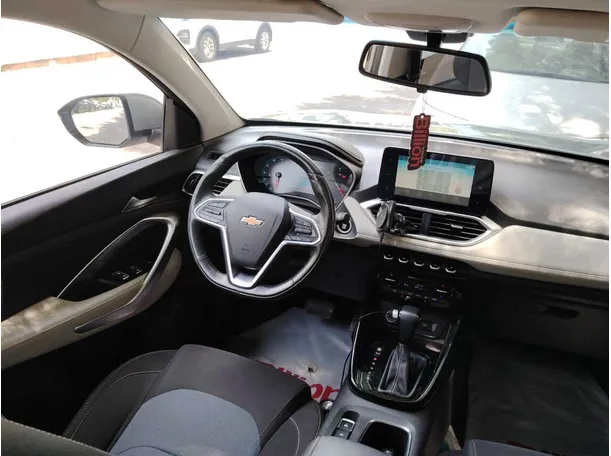 Car image 22