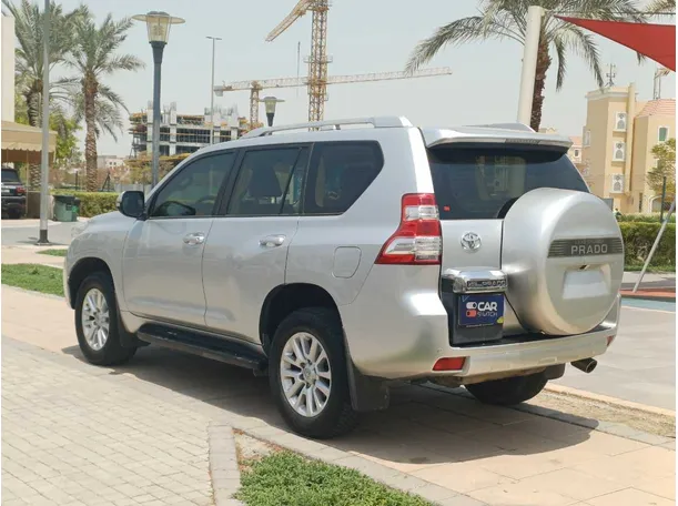 Car image 7