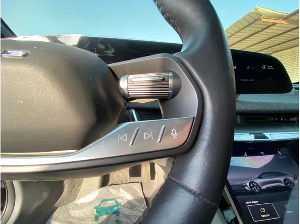 Car image 22