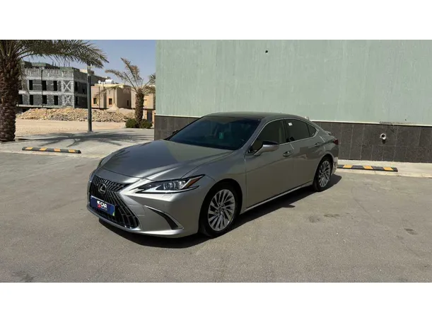 lexus