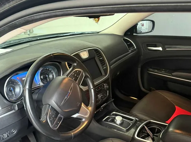 Car image 8