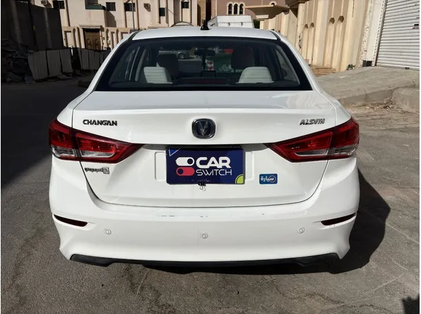 Car image 6