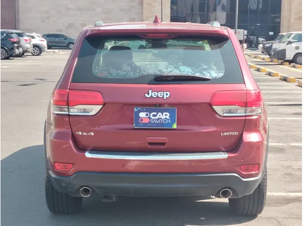 Car image 6
