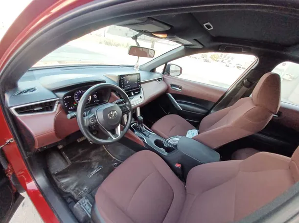 Car image 10