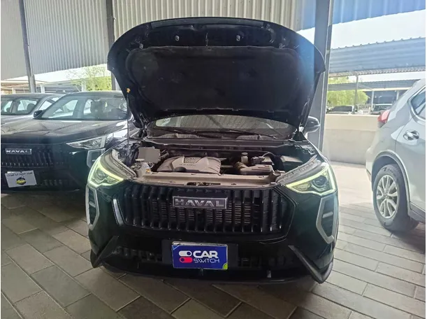 Car image 28