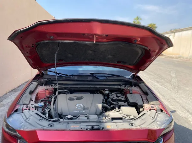 Car image 25
