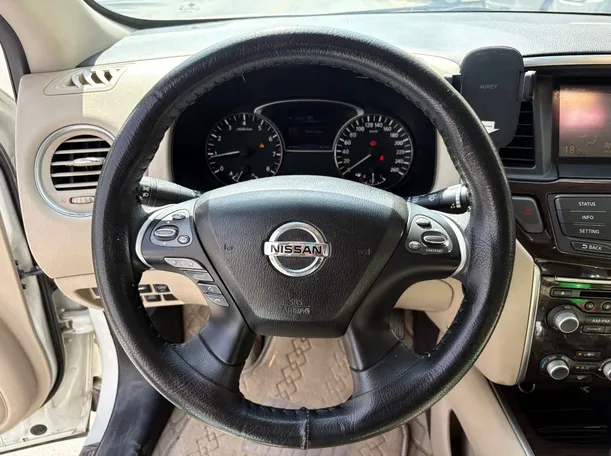 Car image 22