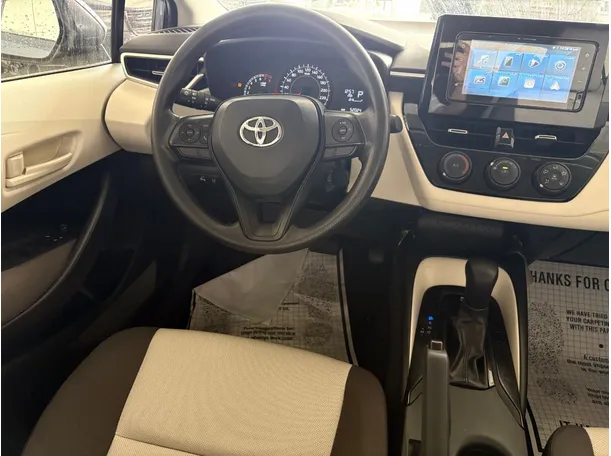 Car image 19
