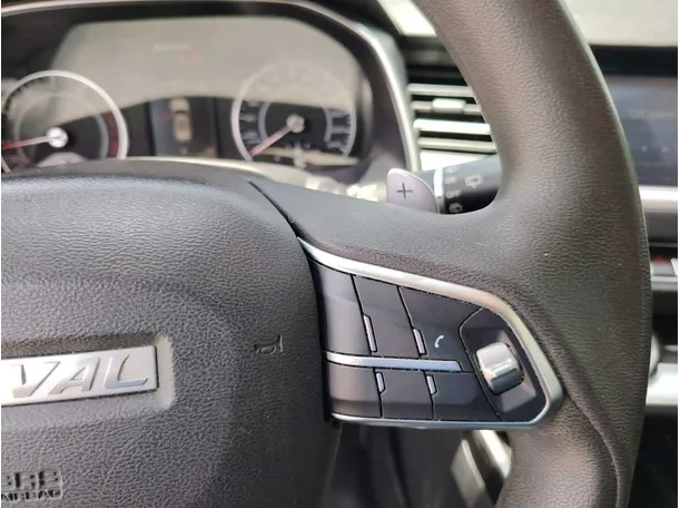 Car image 28