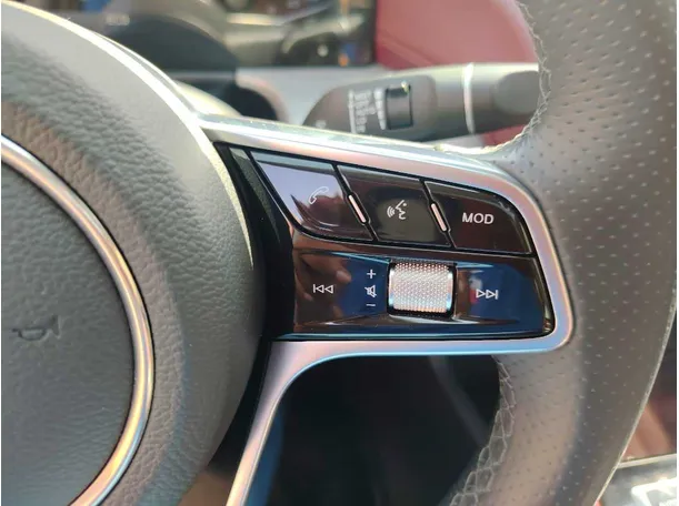Car image 41