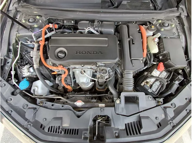 Car image 21