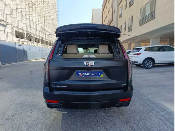 Car image 29