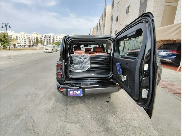 Car image 31