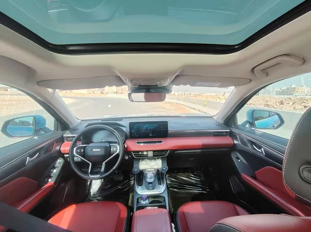 Car image 17