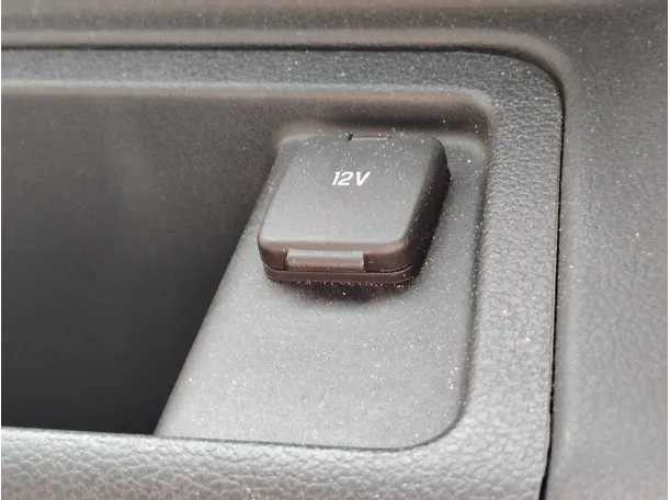 Car image 29