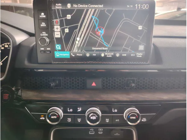 Car image 26